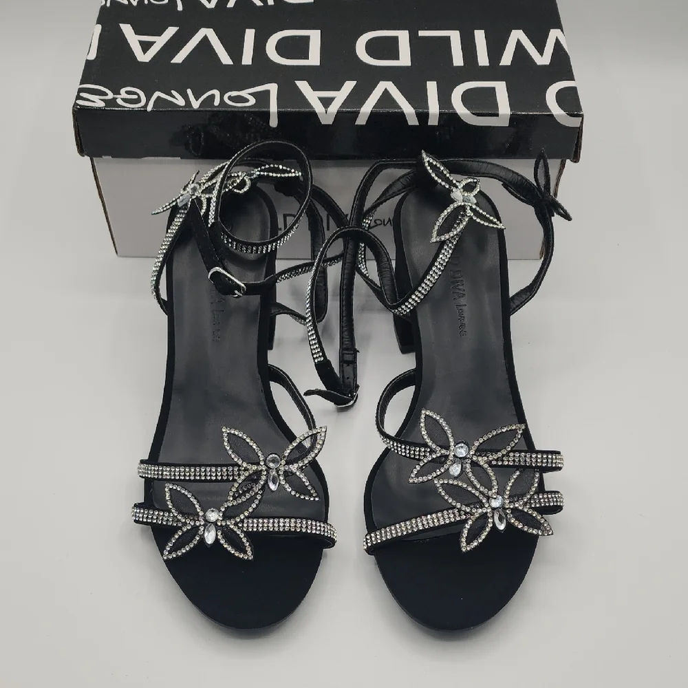 Diva Elegant Black Sandals with Silver Embellishments